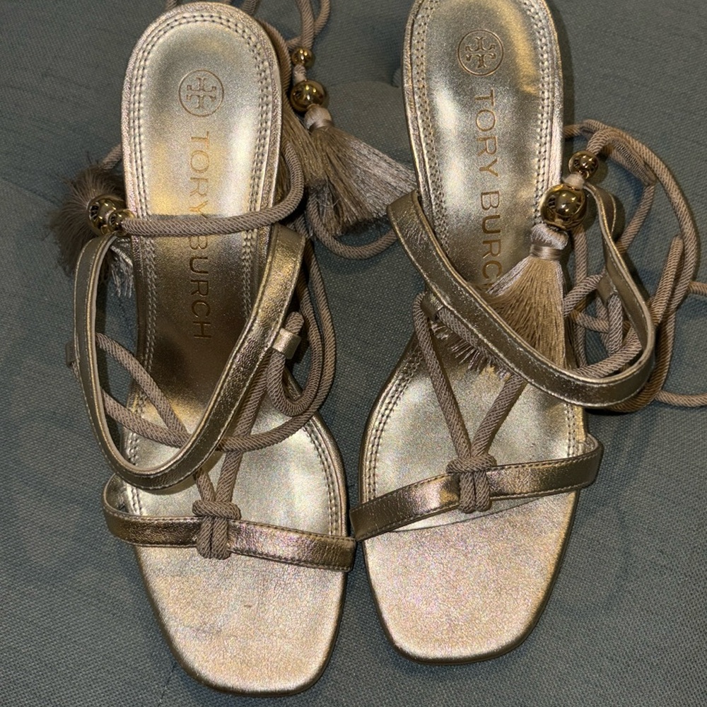 Tory Burch Metallic Gold Tassel Wedge Sandals size 7.5 M - Picture 5 of 10